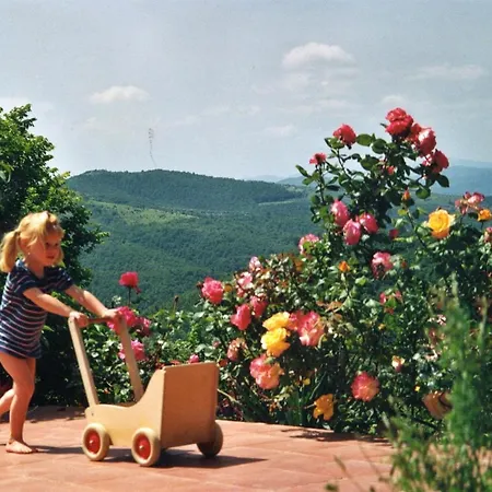 Feriegård Agriturismo La Rogaia *