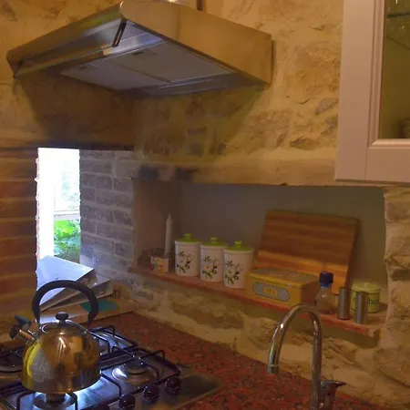 Agriturismo La Rogaia Castel Rigone